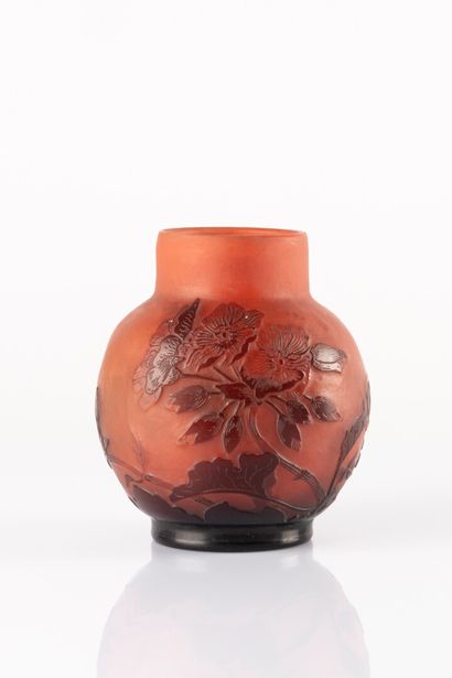 GALLE. Vase ball out of glass with slightly...