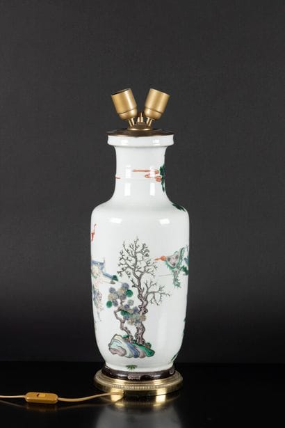 CHINE - Vers 1900
Important vase en porcelaine...