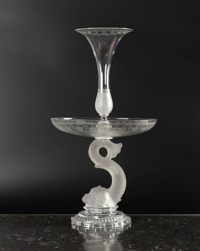 BACCARAT
Importante coupe présentoir en cristal...