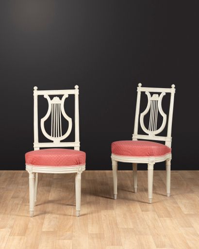 Pair of grey lacquered wood chairs, lyre...