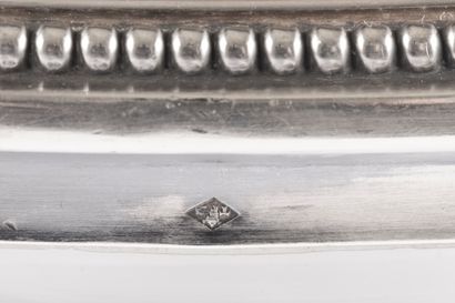 4 objets en cristal montés en argent: plateau...