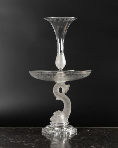 BACCARAT
Importante coupe présentoir en cristal...