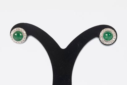 Paire de boutons d'oreilles en or blanc 750°/.(18K)...
