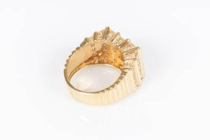 Bague chevalière en or jaune 18K 750 millièmes...