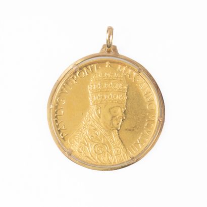 Gold pendant with a medal Pope Paul VI 