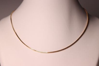 Fancy gold necklace. 7,70g