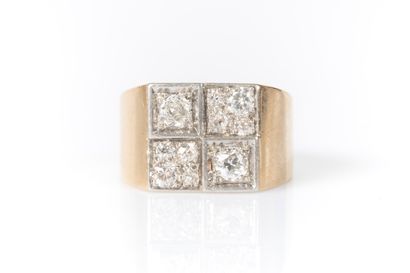 Bague chevalière en or jaune 18K 750 millièmes...