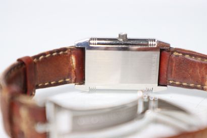 JAEGER LE COULTRE. Montre modèle Reverso...
