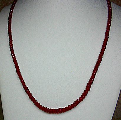 Necklace made of rubies weighing 65 carats....