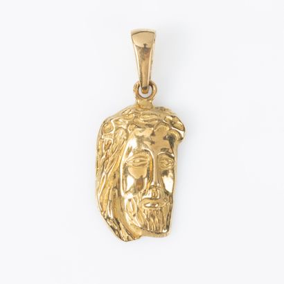 Pendant in yellow gold 18K 750 thousandths...
