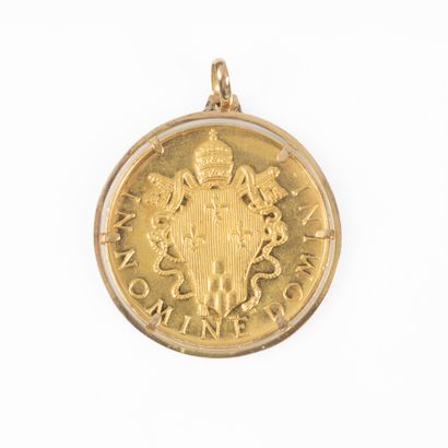 Gold pendant with a medal Pope Paul VI 