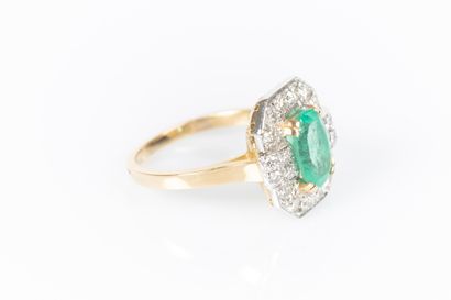 Bague Rectangle à pans coupés or 2 tons 6g35,...