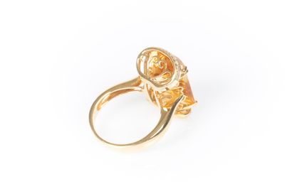 Yellow gold ring 750°/.(18K) 8g80 set with...