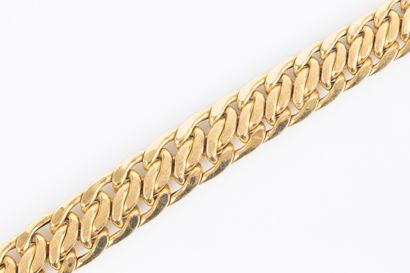 Collier en or jaune maille américaine. Long....
