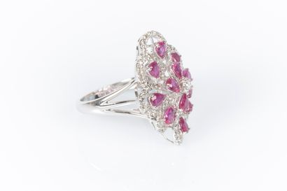 Bague Cocktail en or blanc 750°/.(18K) 6g10...