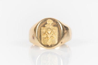 Ring in yellow gold 18K 750 thousandth engraved...