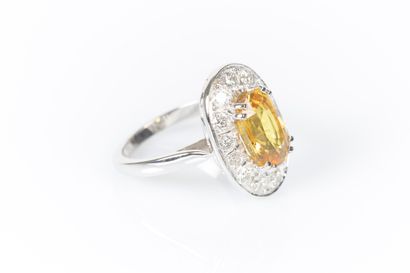 Bague en or blanc 750°/.(18K) 7g90 sertie...