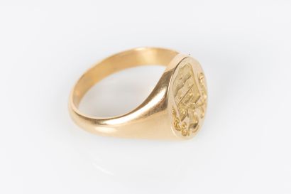 Bague chevalière en or jaune 18K 750 millièmes...