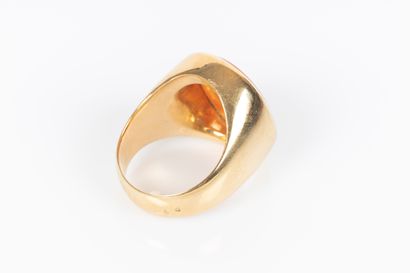 Bague chevalière en or jaune 18K 750 millièmes...