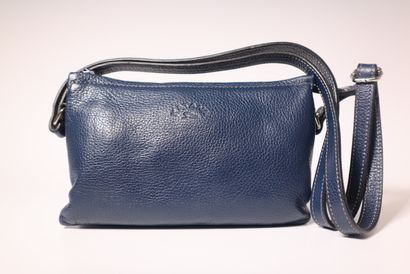 KATANA. Sac bandoulière en cuir marine.