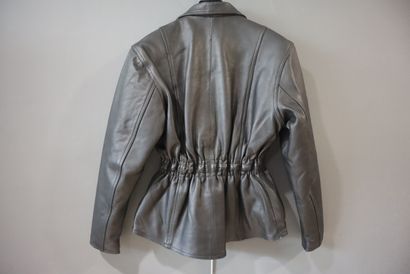 Blouson homme en cuir noir. Taille M