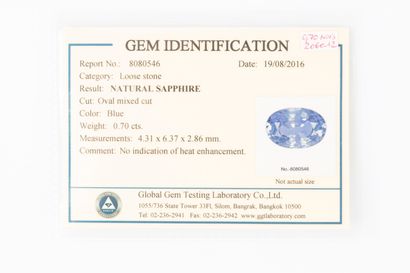 Saphir non chauffé taille ovale 0.70 ct sous...
