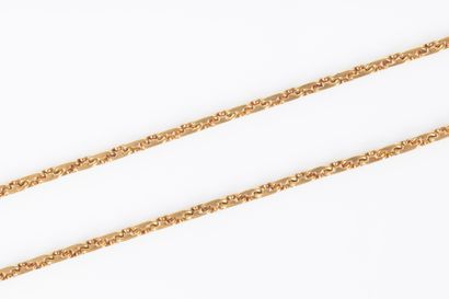 Sautoir en or jaune 18K 750 millièmes à maille...