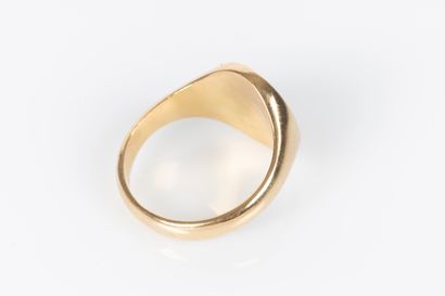 Bague chevalière en or jaune 18K 750 millièmes...