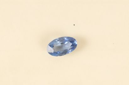 Saphir non chauffé taille ovale 0.56 ct sous...
