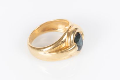 Bague chevalière en or jaune 18K 750 millièmes...