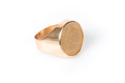 Bague chevalière en or jaune 18K 750 millièmes...