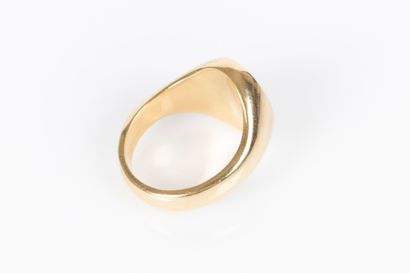 Bague chevalière en or jaune 18K 750 millièmes...