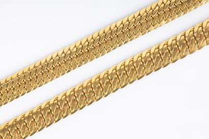 Pair of bracelets that can be transformed...