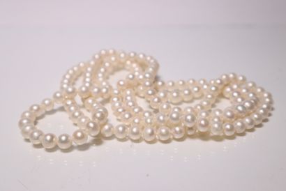 Sautoir en perles de cultures naturelles,...