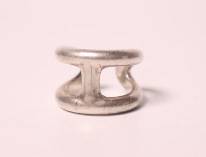 HERMES. Bague en argent modèle 