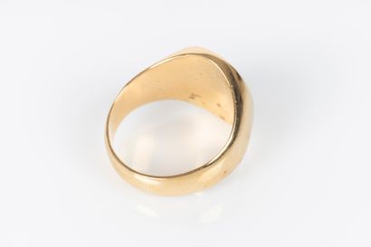 Ring in yellow gold 18K 750 thousandth engraved...