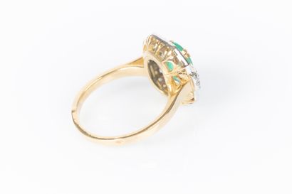 Bague Rectangle à pans coupés or 2 tons 6g35,...