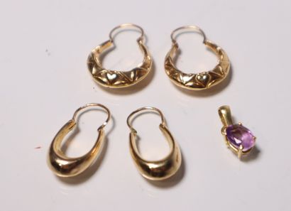 Ensemble de bijoux en or jaune: 2 paire de...