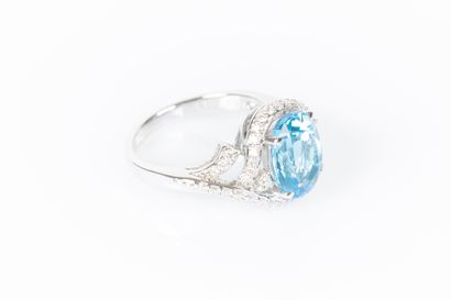 Design ring in white gold 750°/.(18K) 6g40,...
