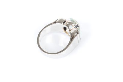 Bague Tank en or blanc 14K 8g95 ornée d'une...