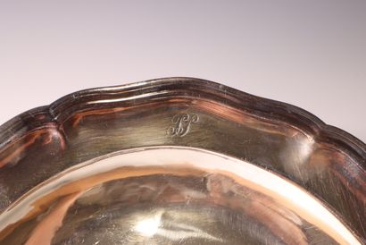 Round silver dish with contours. Lyon, 1755-56....