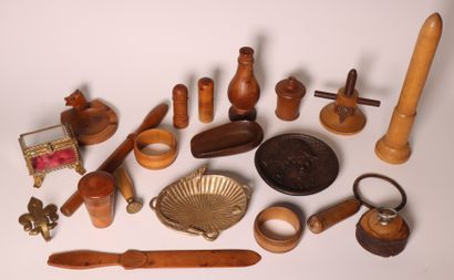 Display and folk art set.