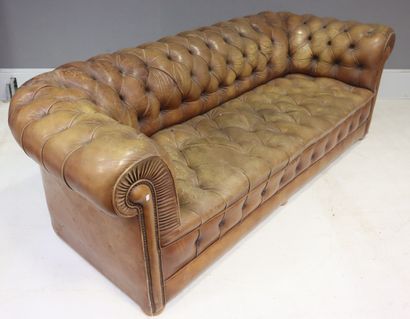 Canapé Chesterfield en cuir (accidents) Haut....