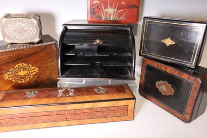 Ensemble de 7 boîtes et coffrets en bois....