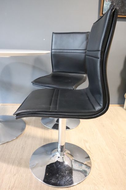 Ensemble de mobilier de repas, comprenant...