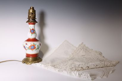 Lot including: Porcelain kerosene lamp with...