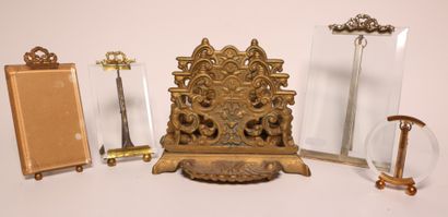 Ensemble de 4 cadres photo anciens et porte...