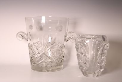 Lot including : Crystal Champagne bucket...