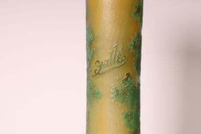 Vase in green and yellow-tinted multi-layered...