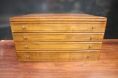 Oak chest of cutlery 26 x 50.5 x 38 cm high,...
